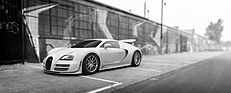 Bild: Bugatti Veyron 16.4 Super Sport "300" (2012) - als Lot 112 an der RM/Sotheby's Versteigerung des Pinnacle Portfolios in Monterey am 13. - 15. August 2015
