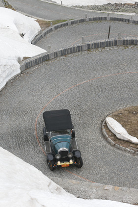 Buick 25X (1929) - an der Rallye Peking-Paris 2013 - Sonderprüfung Tremola Tag 31