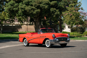 Buick Century Convertible (1955) - als Lot 170 angeboten an der RM/Sotheby's Hershey Versteigerung vom 5./6. Oktober 2022