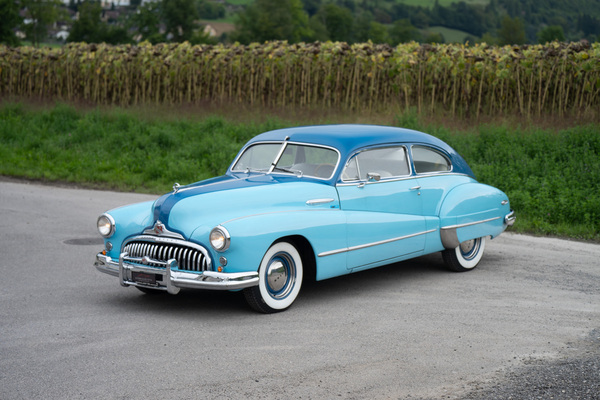 Bild: Buick Eight Super Model 56-S Sedanet (1947) - als Lot 78 an der Versteigerung "Klassische Automobile & Motorräder" der Oldtimer Galerie in Toffen am 18. Oktober 2025