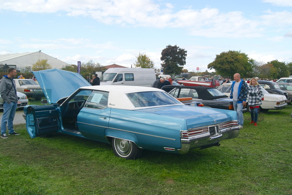 Buick Electra 225 4-Door Hardtop (1972) – gepflegter Full-Size-Schlitten in hübscher Farbkombination – Veterama Mannheim 2022