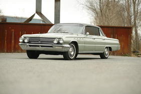 Buick Electra 255 Series 4800 (1962) - offered as lot 207 at the Bonhams Amelia Island auction on March 7, 2019