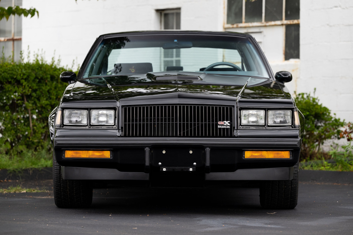 Buick Grand National GNX (1987) - als Lot 183 angeboten an der RM/Sotheby's Hershey Versteigerung vom 5./6. Oktober 2022