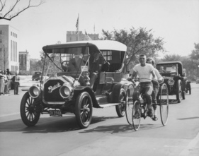 Buick Model 10 (1910) - Ein Model 10 auf öffentlicher Strasse