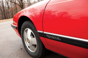 Buick Reatta Convertible (1990) - ... noch mehr Reatta-Schriftzüge