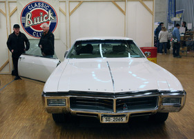 Buick Riviera (1968) - in der Club-Show - Oldtimer- und Teilemarkt Fribourg 2014