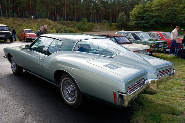 Buick Riviera (1971) – mit dem Boattail-Heck, das die Meinungen spaltete – Oldtimer-Show Berlin 2022