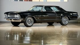 Buick Riviera 425/340 (1963) - als Lot 203 an der Broad Arrow “The Academy of Art University Collection” San Francisco Auction 2025