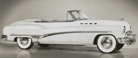 1950: Roadmaster Convertible Sedan mit "Riviera Trim" und ovalen Venti-Ports