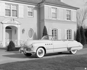 Ein 1949er Buick Roadmaster Convertible Sedan auf einem zeitgenössischen Pressefoto