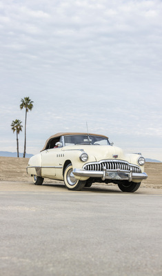 Einer der beiden 1949er Buick Roadmaster Convertible Sedan aus dem Film "Rain Man", lackiert in "Sequoia Cream"