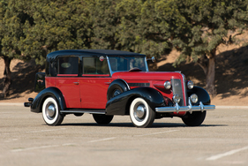 Buick Roadmaster Limousine by Brewster (1937) - als Lot 265 an der RM Auction Hershey vom 9./10. Oktober 2014