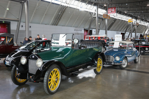 Buick Six (1918) - Model E45 mit Reihen-Sechszylinder mit 3956 cm3 Hubraum und 60 PS - angeboten für EUR 24'900 - 24. Retro Classics 2025