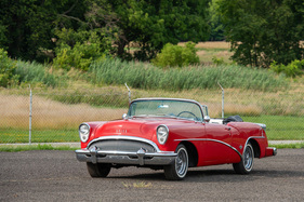 Buick Skylark (1954) - als Lot 175 an der RM/Sotheby’s Hershey Versteigerung 2024