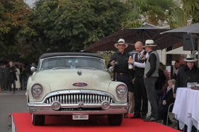 Buick Skylark Roadmaster (1953) - Concours d'Excellence International 2017 (1953)