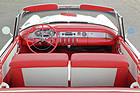Bild: Buick Special Convertible (1955) - Zweifarben-Look auch im Innern