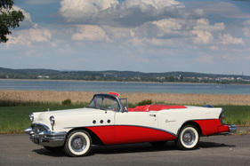 Buick Special Convertible (1955) - elegantes Cabriolet Buick Special Convertible (1955) - elegantes Cabriolet