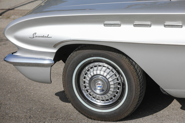 Buick Special Convertible (1961) – Albisgütli Classic Cars & Bikes Oktober 2023