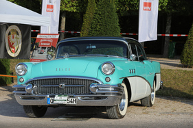 Buick Special Four-Door Riviera (1955) - 160 km/h schnell - 20. ASC Classic-Gala Schwetzingen 2024 (1955)