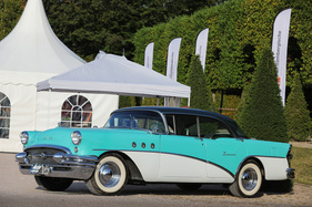 Buick Special Four-Door Riviera (1955) - 4338 cm3 produzieren 188 PS - 20. ASC Classic-Gala Schwetzingen 2024 (1955)