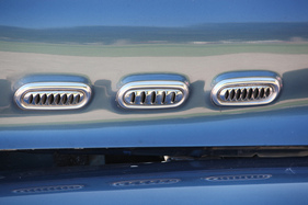 Buick Special Tourback (1949) - typische Verzierungen - Classic-Gala Schwetzingen 2021