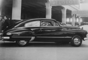 Den schönsten Rücken der Vierziger hatte der Sedanet, hier ein 1948er Super.