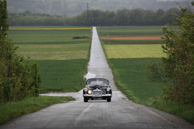 Buick der Fünfzigerjahre auf der "Route 66" - American Live 2017 Buick der Fünfzigerjahre auf der "Route 66" - American Live 2017