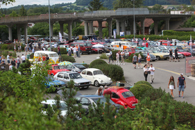 Bunte Durchmischung auf dem Firmengelände der AMAG - AMAG Classic Day 2022 Bunte Durchmischung auf dem Firmengelände der AMAG - AMAG Classic Day 2022