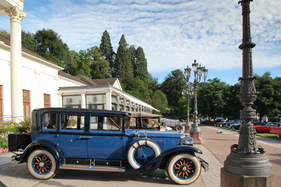 Cadillac 341 A Imperial Sedan (1928) - mit Holzrädern - 40. Oldtimer-Meeting Baden-Baden 2016