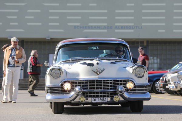 Bild: Cadillac 60 Special (1954) - Albisgütli Classic Cars & Bikes September 2022
