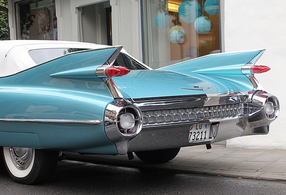 Cadillac 62 Convertible (1959) - Oldtimer in Obwalden OiO 2011 - imposante Heckflossen