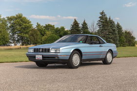 Cadillac Allanté (1989) - Angeboten als Lot Nr. 4083 bei der 2021er Auburn-Fall-Auktion von RM Sotheby's