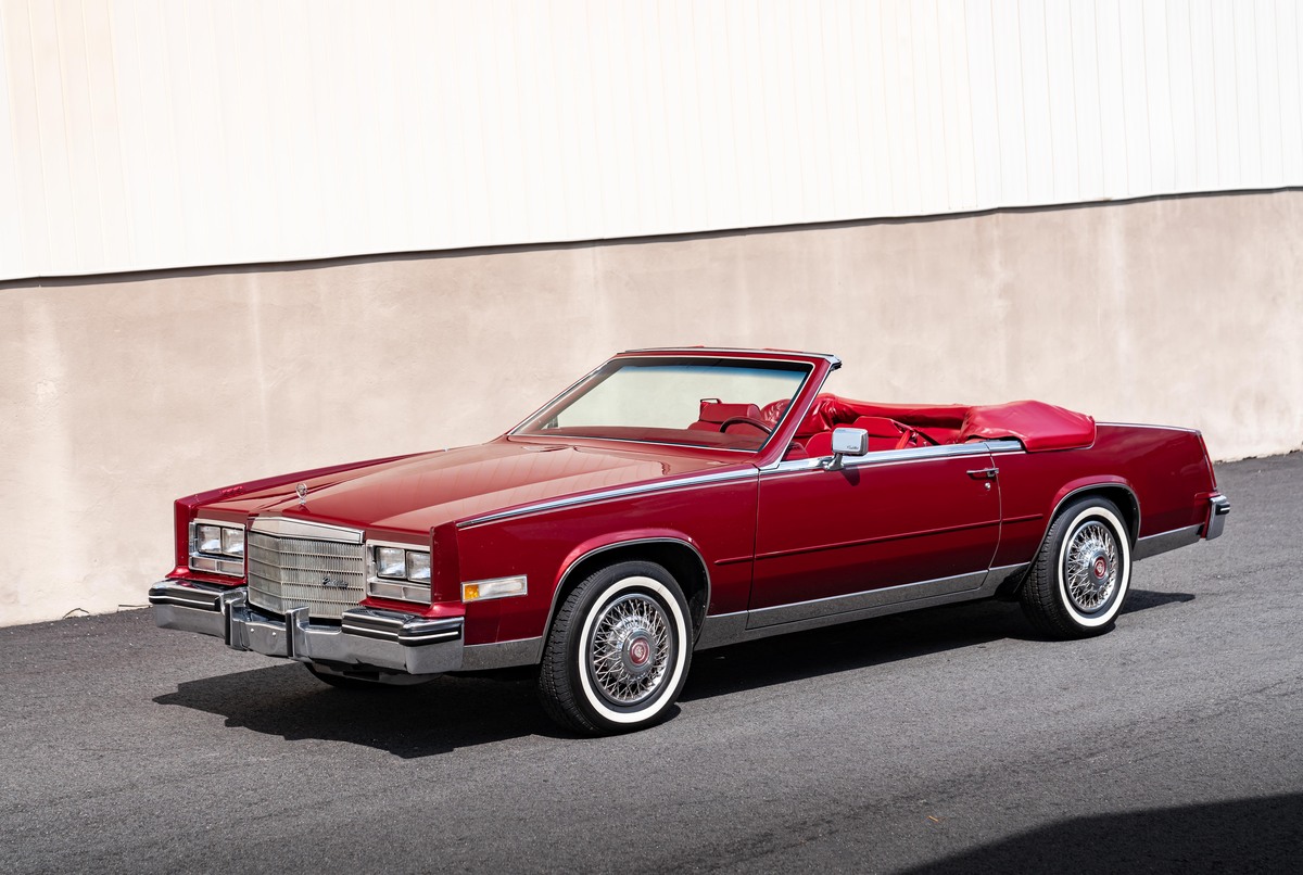 Cadillac Eldorado Biarritz Convertible (1985) - als Lot 357 an der Bonhams Simeone Museum Philadelphia Versteigerung am 11. Oktober 2020