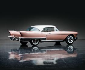 Cadillac Eldorado Brougham (1957) - angeboten als Lot 134 an der RM Auction "Don Davis Collection" am 27. April 2013