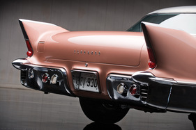 Cadillac Eldorado Brougham (1957) - angeboten als Lot 134 an der RM Auction "Don Davis Collection" am 27. April 2013