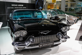 Cadillac Eldorado Brougham (1957) - auf dem Stand von Broad Arrow Private Sales - 38. Auto Zürich 2025