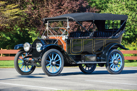 Cadillac Five-Passenger Touring (1912) - als Lot 244 an der RM/Sotheby's Hershey Versteigerung vom 6./7. Oktober 2016