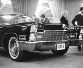 Cadillac Fleetwood (1968) - viel Chrom - Genfer Autosalon 1968