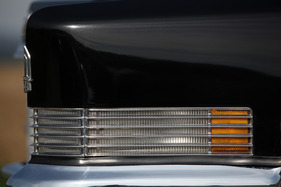 Cadillac Fleetwood Sixty Special (1970) - schön gestaltete Blinker vorne