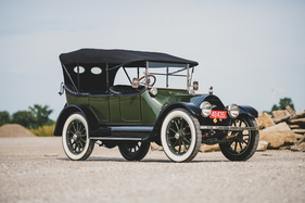 Cadillac Model 30 Five-Passenger Touring (1914) - angeboten als Lot 393 an der RM/Sotheby's Versteigerung in Hershey am 10./11. Oktober 2019