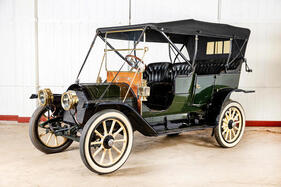 Cadillac Model 30 Tourer (1910) - angeboten als Lot 519 an der Bonhams Two Generations Collection Auction am 29. April 2023