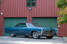 Cadillac Sedan DeVille (1968) - als Lot 301 an der Bonhams Simeone Museum Philadelphia Versteigerung am 11. Oktober 2020 Cadillac Sedan DeVille (1968) - als Lot 301 an der Bonhams Simeone Museum Philadelphia Versteigerung am 11. Oktober 2020