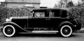 Cadillac Series 341 Close-Coupled Sedan (1929) – "Town Sedan" mit Cabrio-Linie, aber festem Dach