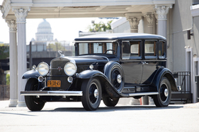 Cadillac Series 452 V-16 Imperial Sedan 4330 (1930) - als Lot 321 an der Bonhams Simeone Museum Philadelphia Versteigerung am 11. Oktober 2020