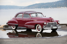 Cadillac Series 60 Special Town Car by Derham (1942) - offered as lot 272 by RM/Sotheby's in Arizona on January 28/29, 2016