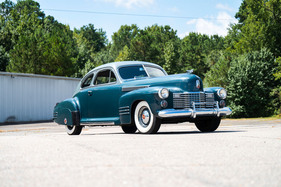 Cadillac Series 61 Coupé (1941) - Lot 424 an der RM/Sotheby's Hershey Versteigerung vom 4./5. Oktober 2023
