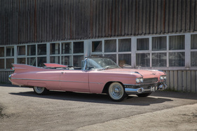 Cadillac Series 62 (1959) - 5,7 Meter lang und mit mächten Flossen versehen