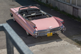 Cadillac Series 62 (1959) - die Nutzfläche erscheint im Vergleich zur Gesamtlänge überschaubar