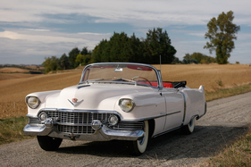 Cadillac Series 62 Convertible (1954) - als Lot 203 angeboten an der Artcurial André Trigano Collection 2020 Versteigerung am 13. September 2020