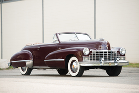 Cadillac Series 62 Convertible Club Coupe (1946) - as lot 131 at the RM Auction Motor City on July 26, 2014